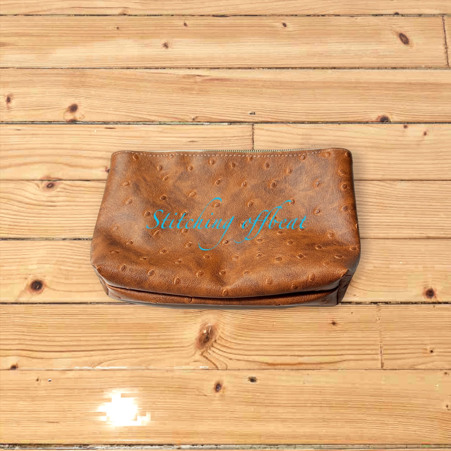 Midnight Kiss Pouch