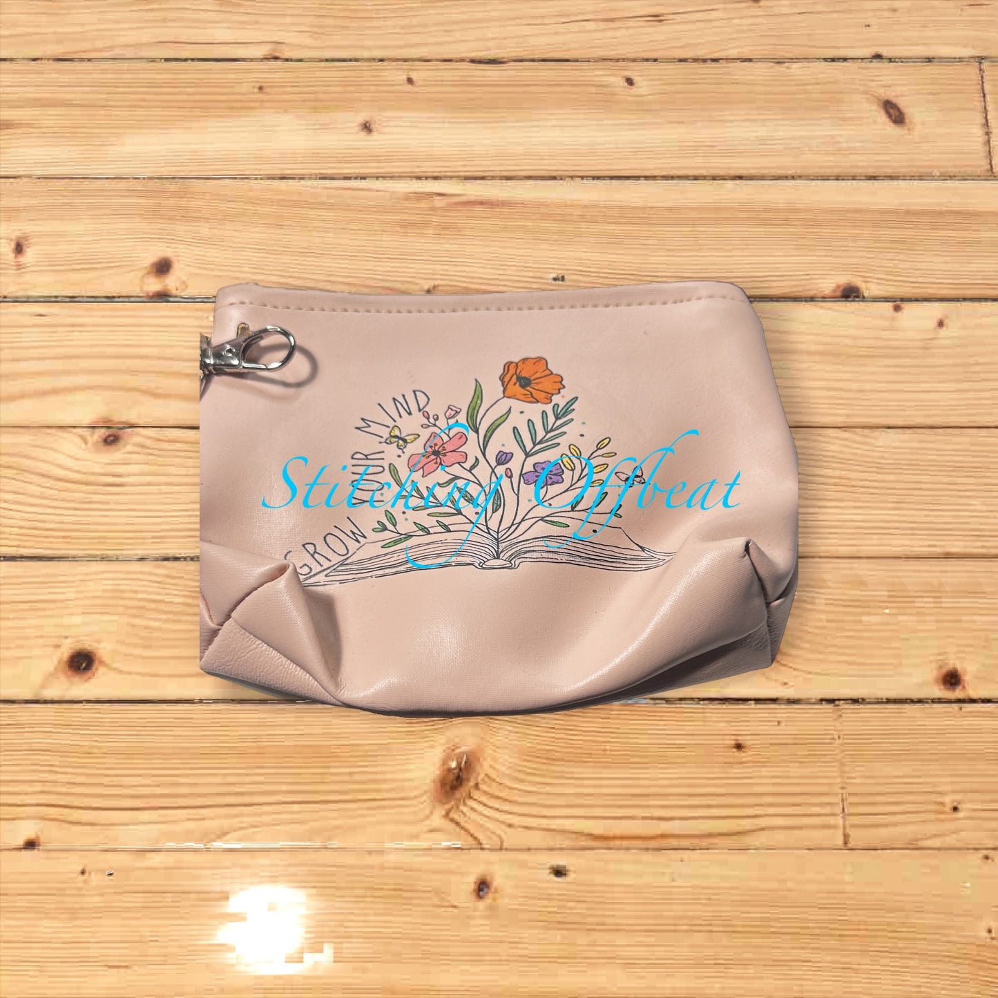 Midnight Kiss Pouch
