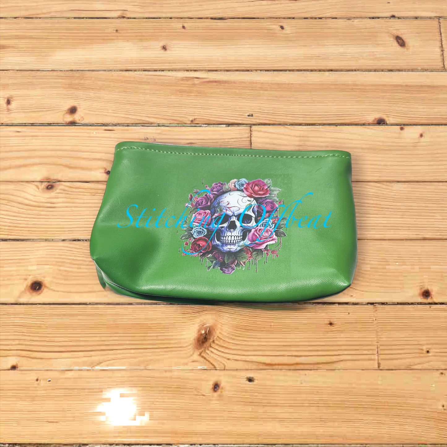 Midnight Kiss Pouch