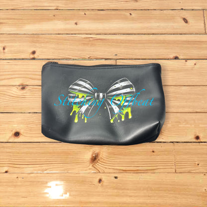 Midnight Kiss Pouch