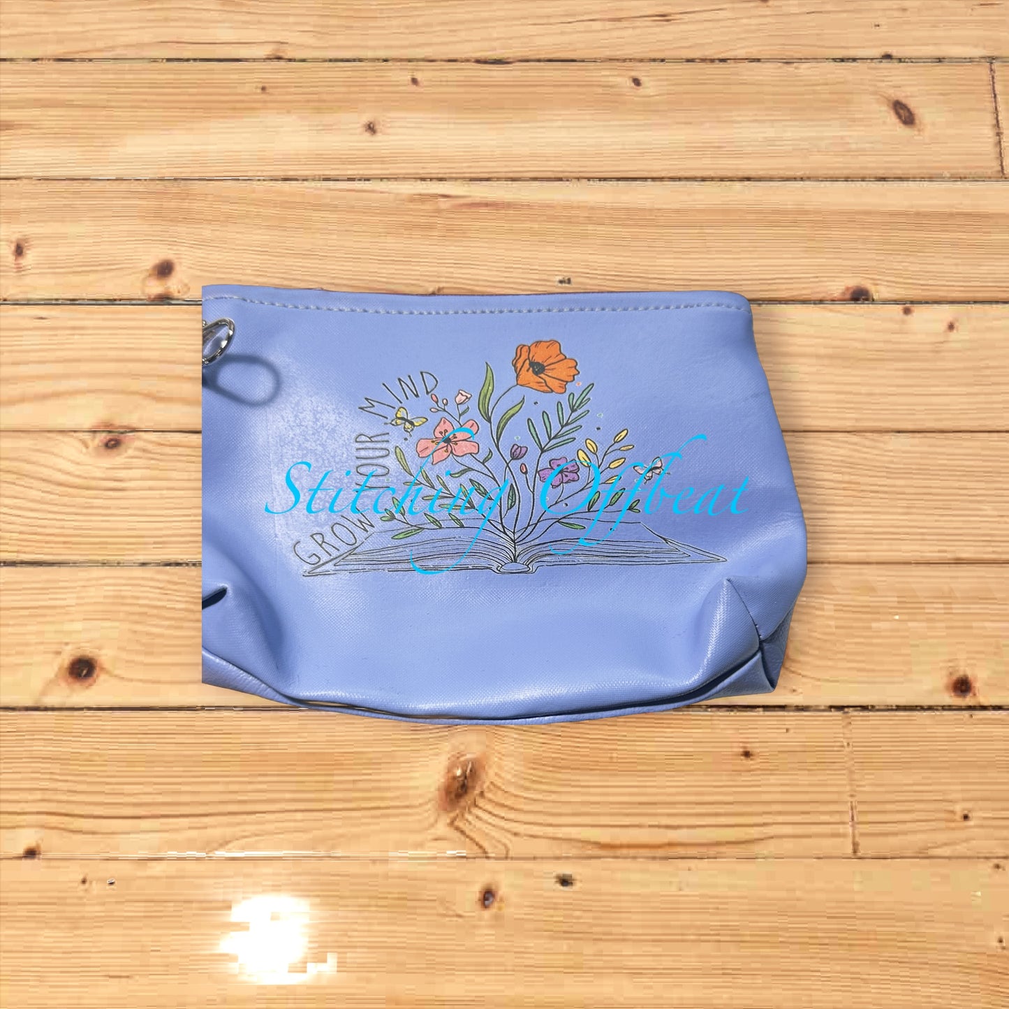 Midnight Kiss Pouch
