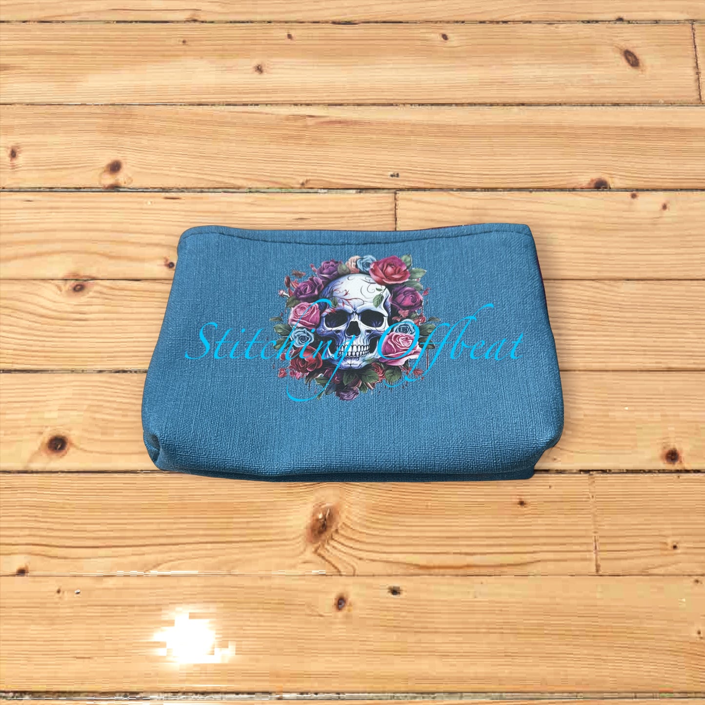 Midnight Kiss Pouch