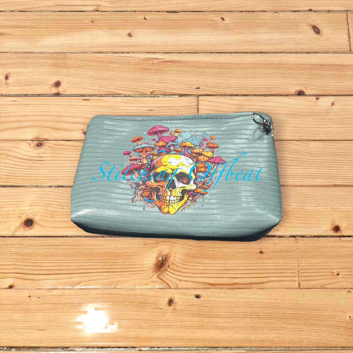 Midnight Kiss Pouch
