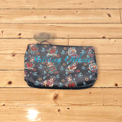 Midnight Kiss Pouch