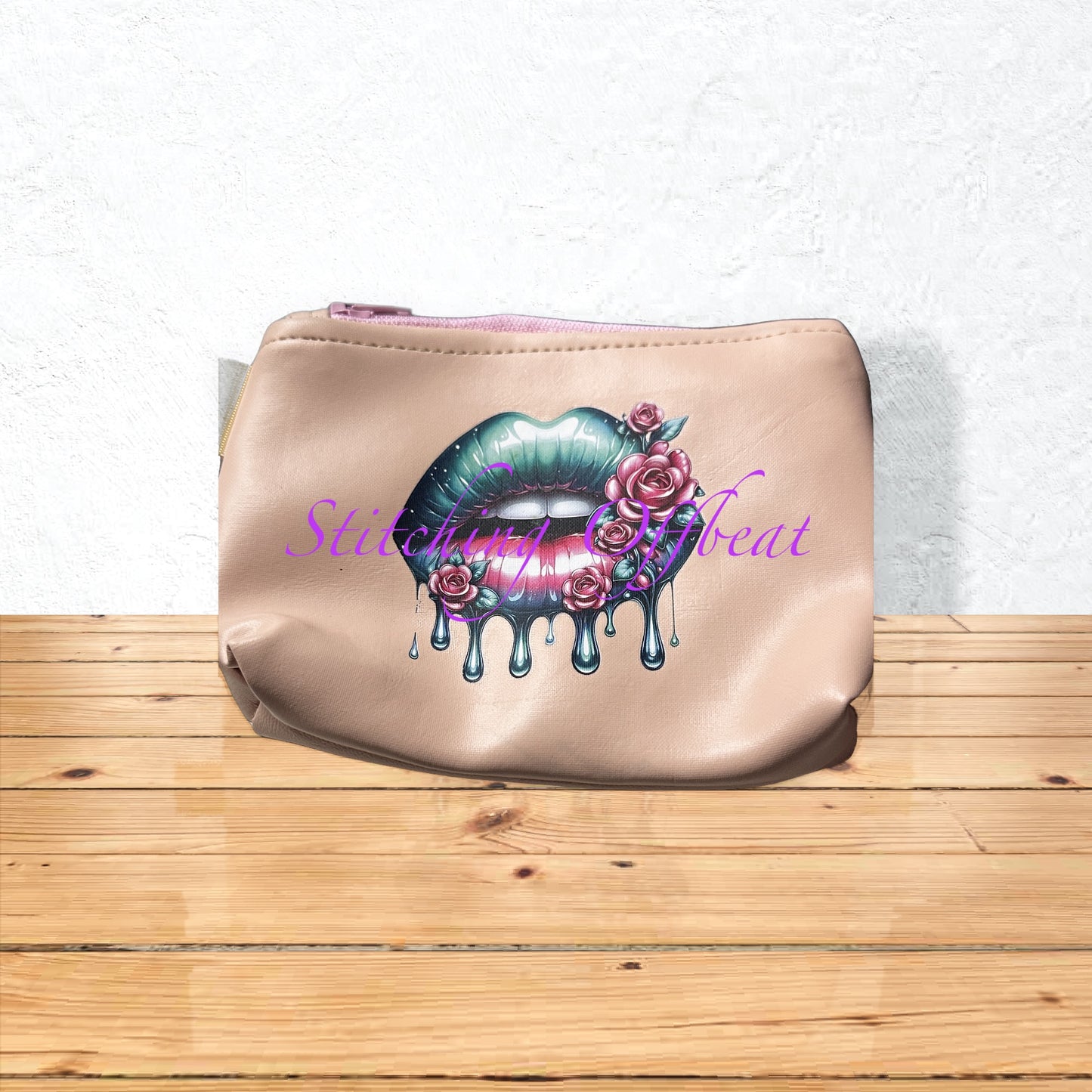Midnight Kiss Pouch