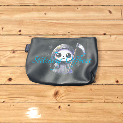 Midnight Kiss Pouch
