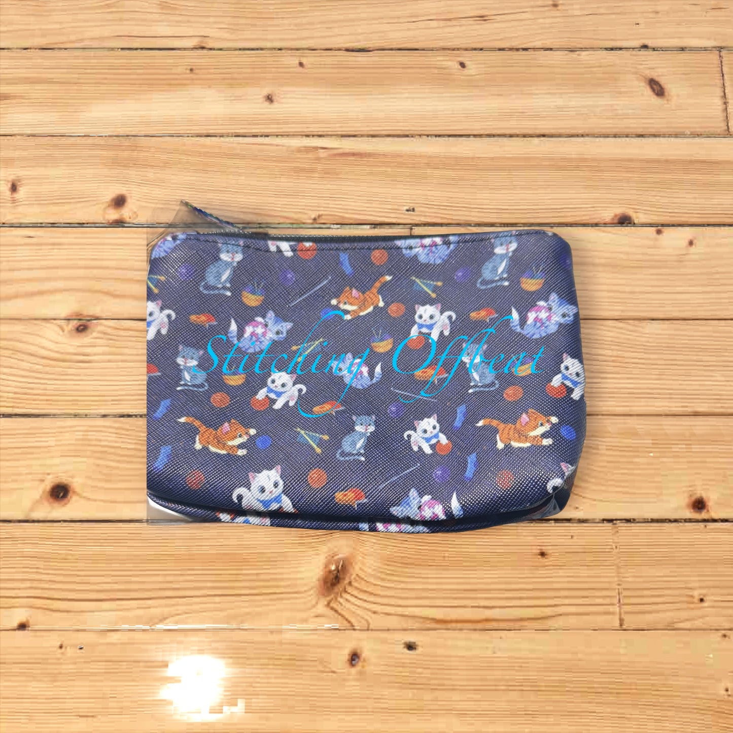Midnight Kiss Pouch
