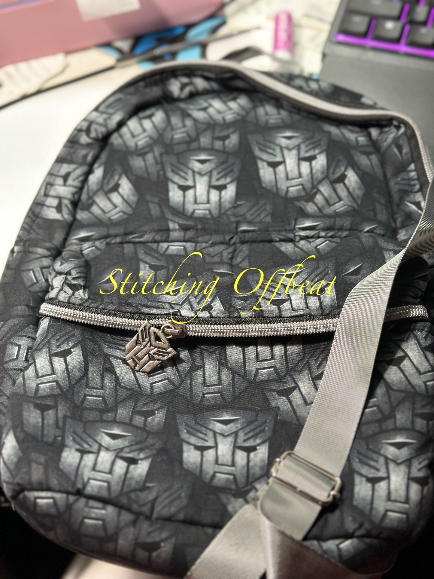 Bucky slingbag backpack